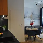 Stacja Wesola By Joapart, Old Town - Free Parking Апартаменты *
