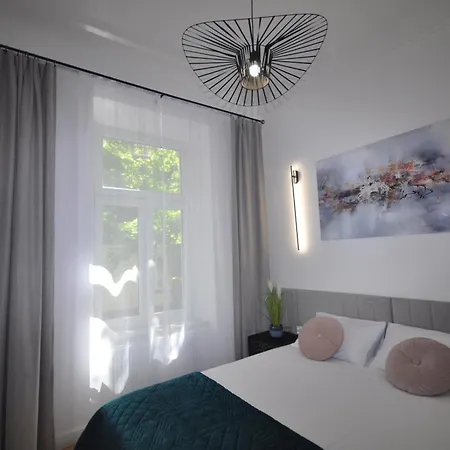 Apartment Wesola Station - Old Town By Joapart - Free Parking Krakow