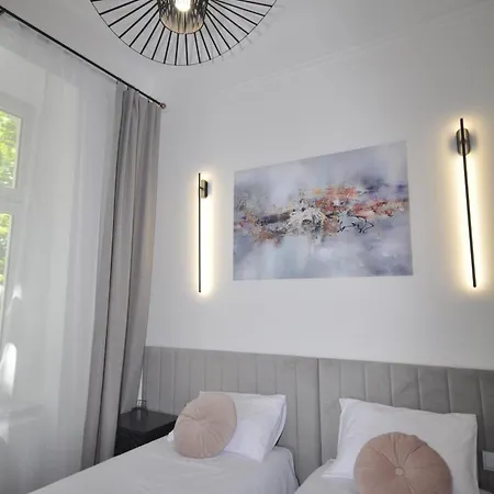 Stacja Wesola By Joapart, Old Town - Free Parking, Ac, Wifi Apartment *